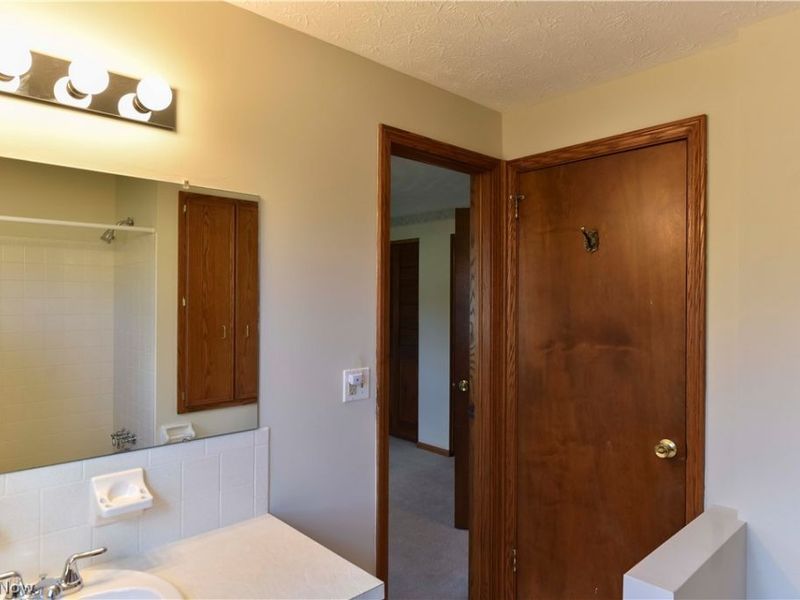 13530 Amodio Avenue NW, Uniontown, OH 44685 Photo 27