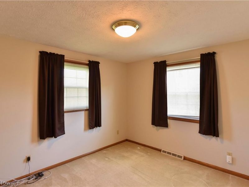 13530 Amodio Avenue NW, Uniontown, OH 44685 Photo 29