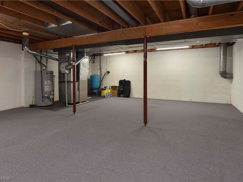 13530 Amodio Avenue NW, Uniontown, OH 44685 Photo 33