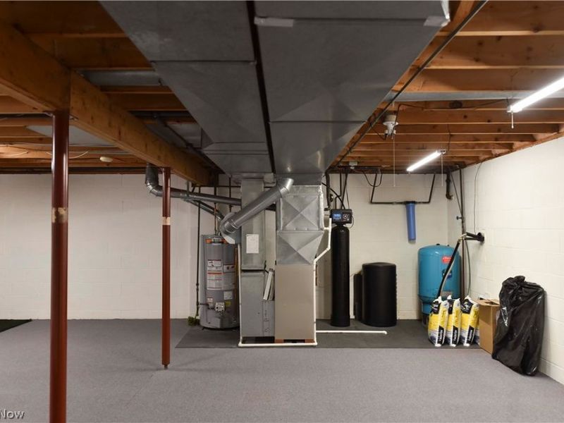 13530 Amodio Avenue NW, Uniontown, OH 44685 Photo 35