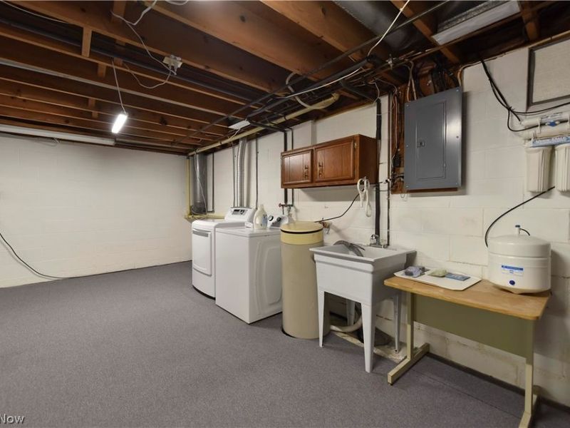 13530 Amodio Avenue NW, Uniontown, OH 44685 Photo 36