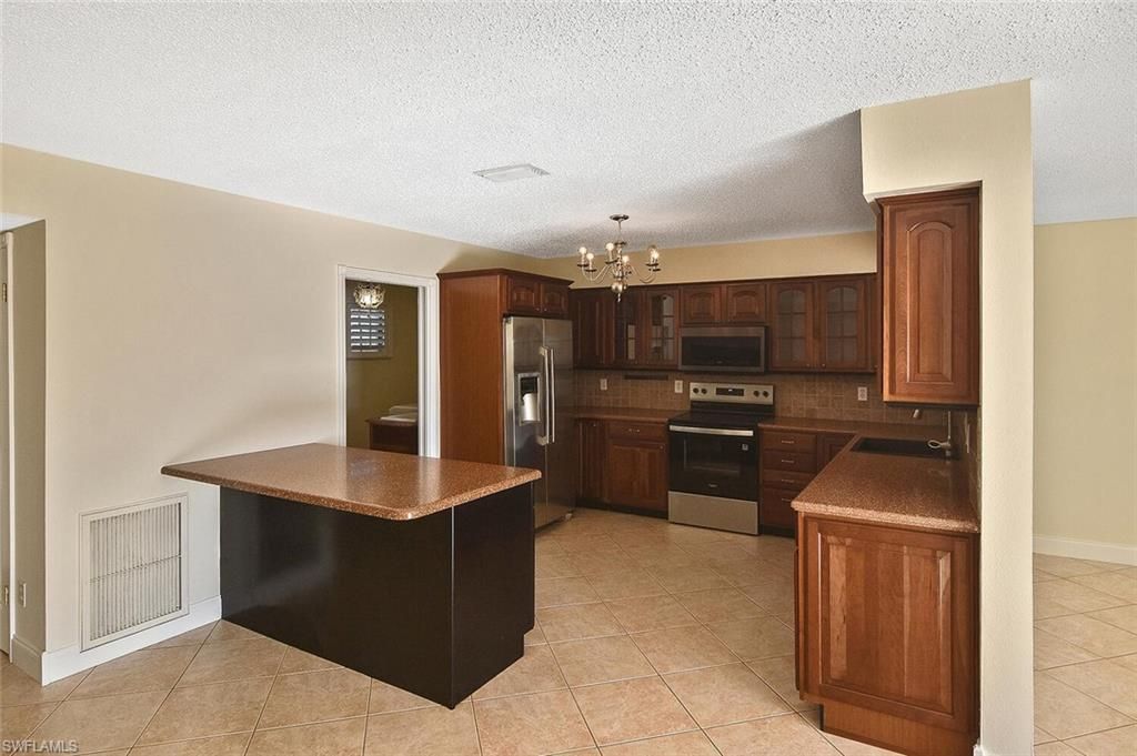 13511 Stratford Place Cir, Unit 302, Fort Myers, FL 33919 Photo