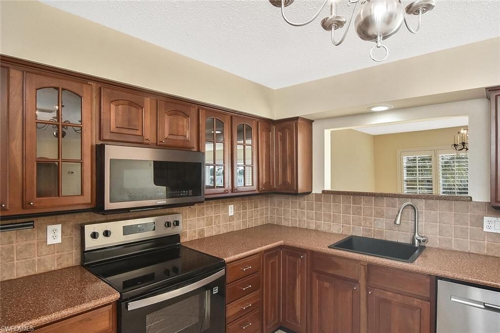 13511 Stratford Place Cir, Unit 302, Fort Myers, FL 33919 Photo