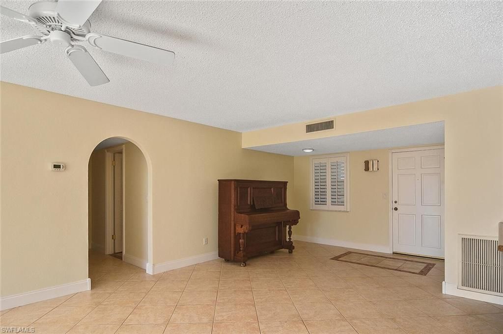 13511 Stratford Place Cir, Unit 302, Fort Myers, FL 33919 Photo