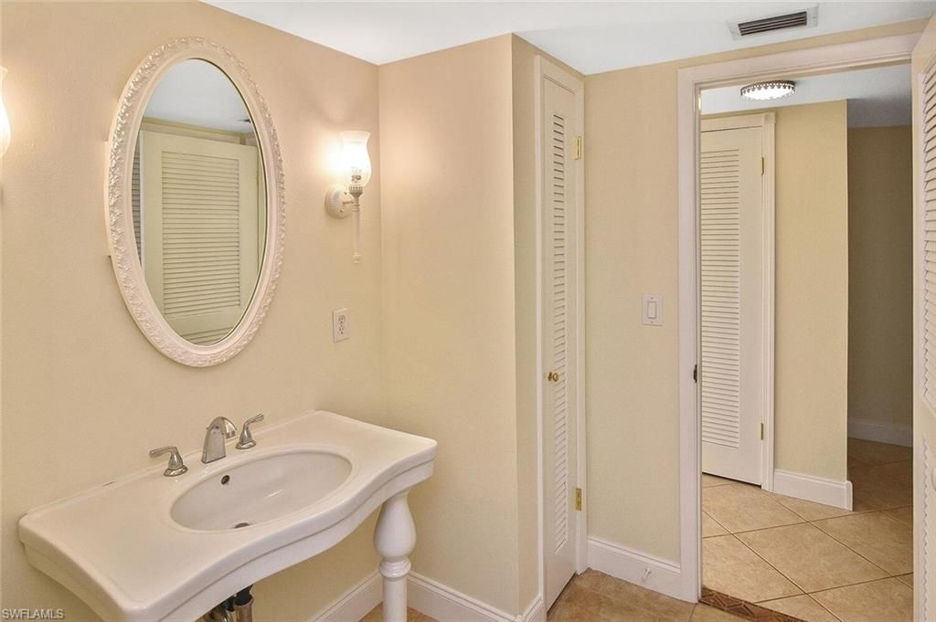 13511 Stratford Place Cir, Unit 302, Fort Myers, FL 33919 Photo