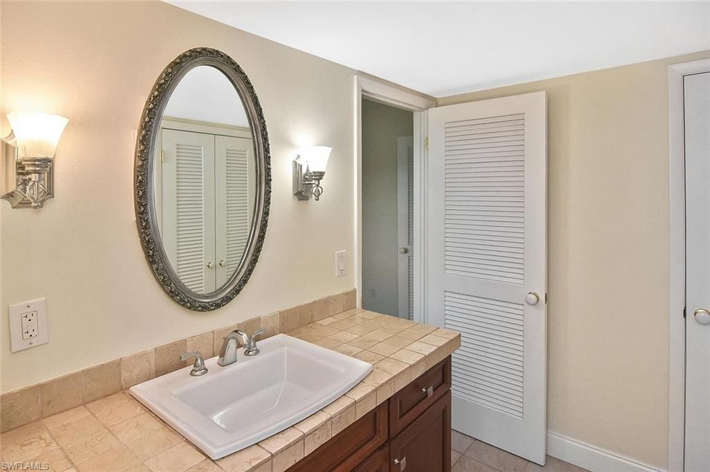 13511 Stratford Place Cir, Unit 302, Fort Myers, FL 33919 Photo