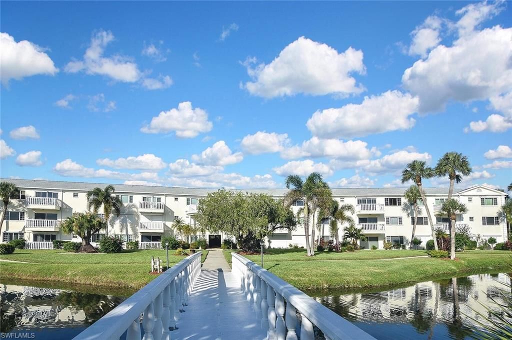 13511 Stratford Place Cir, Unit 302, Fort Myers, FL 33919 Photo