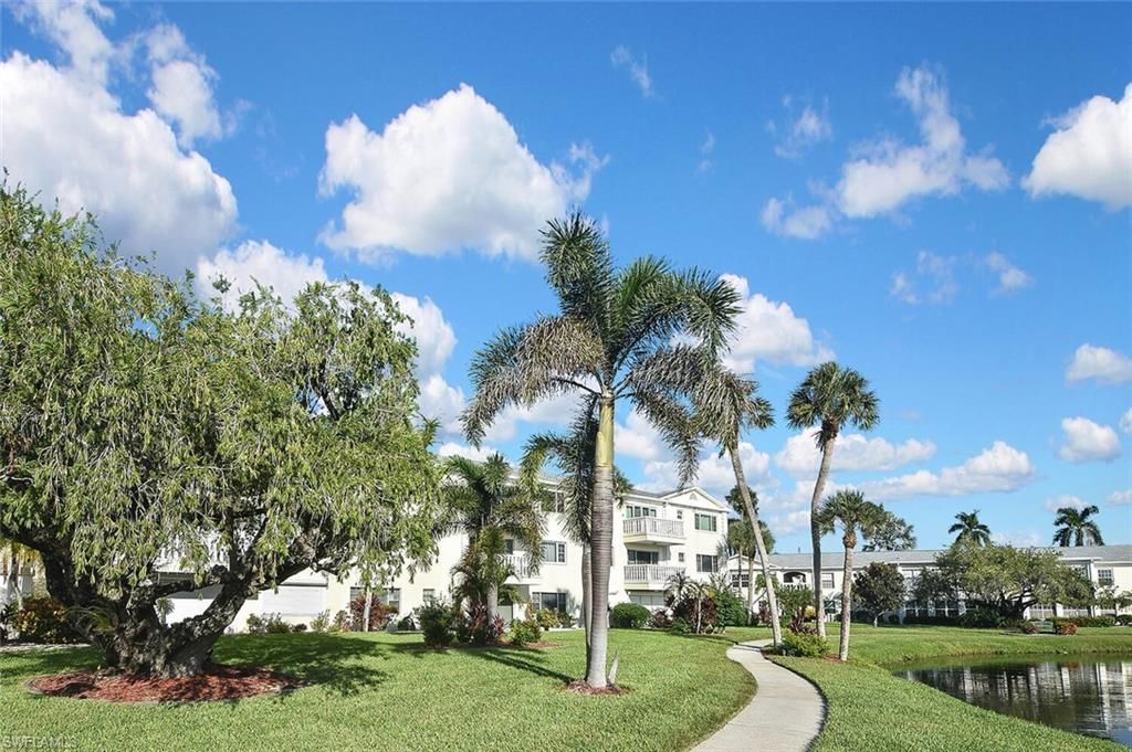 13511 Stratford Place Cir, Unit 302, Fort Myers, FL 33919 Photo