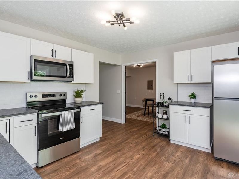 135 Kesling Drive, Springboro, OH 45066 Photo 12