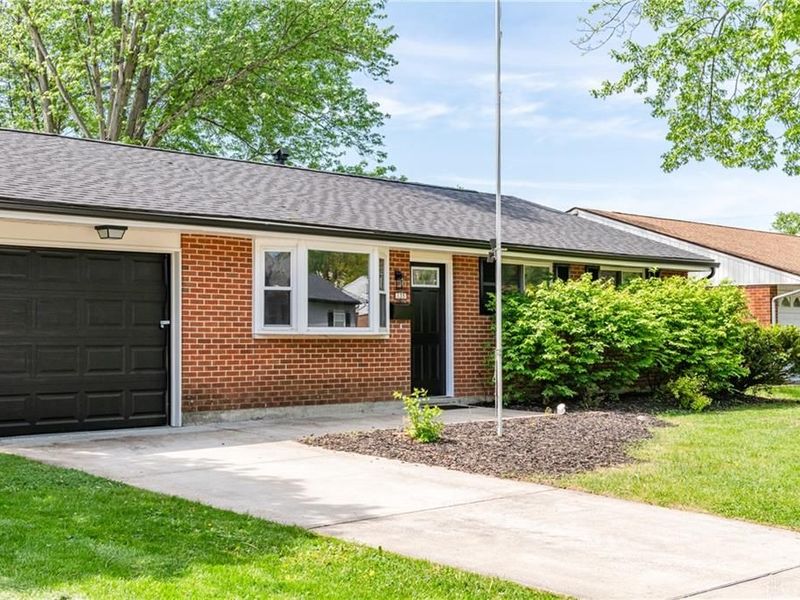 135 Kesling Drive, Springboro, OH 45066 Photo 3