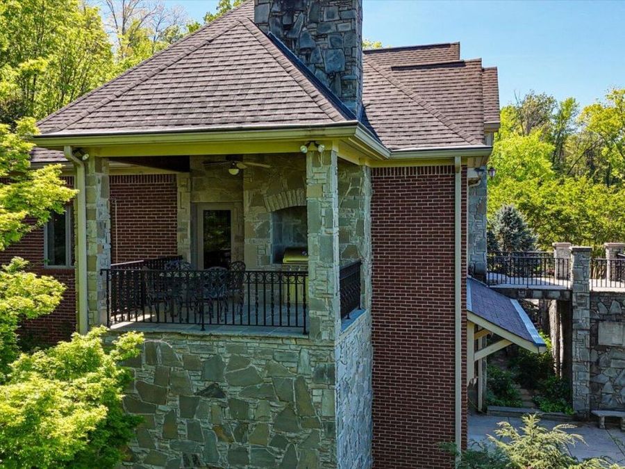 Property Image 95