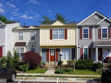 14717 BASINGSTOKE LOOP , CENTREVILLE, VA 20120