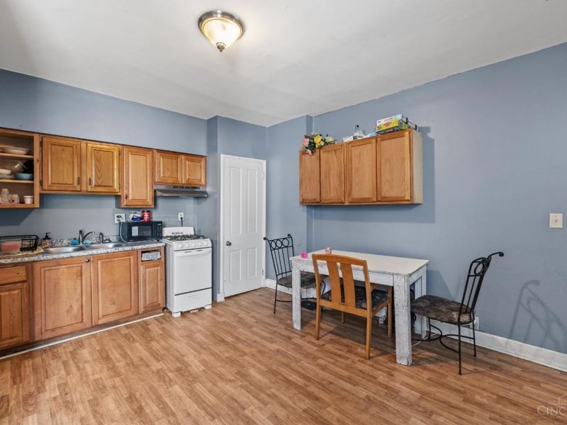 4033 W Liberty Street, Cincinnati, OH 45205 Photo 15