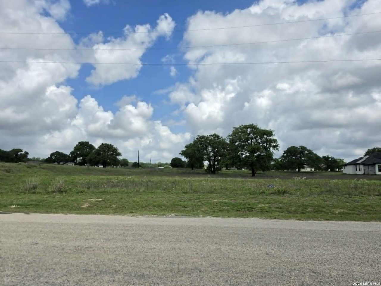 1866 County Road 319, La Vernia, TX 78121 Main Photo
