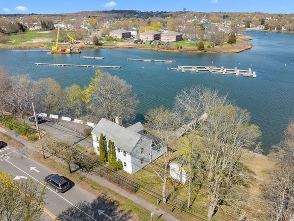 90 Water St, Danvers, MA 01923