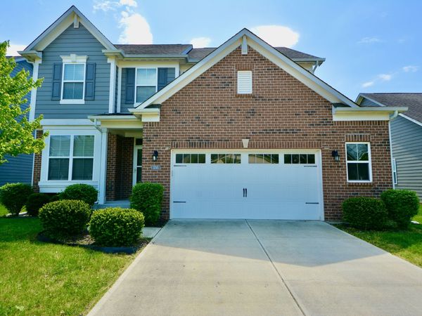 5745 Sly Fox Lane , Indianapolis, IN 46237