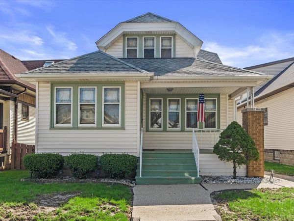 3306 S 15th PLACE, Milwaukee, WI 53215