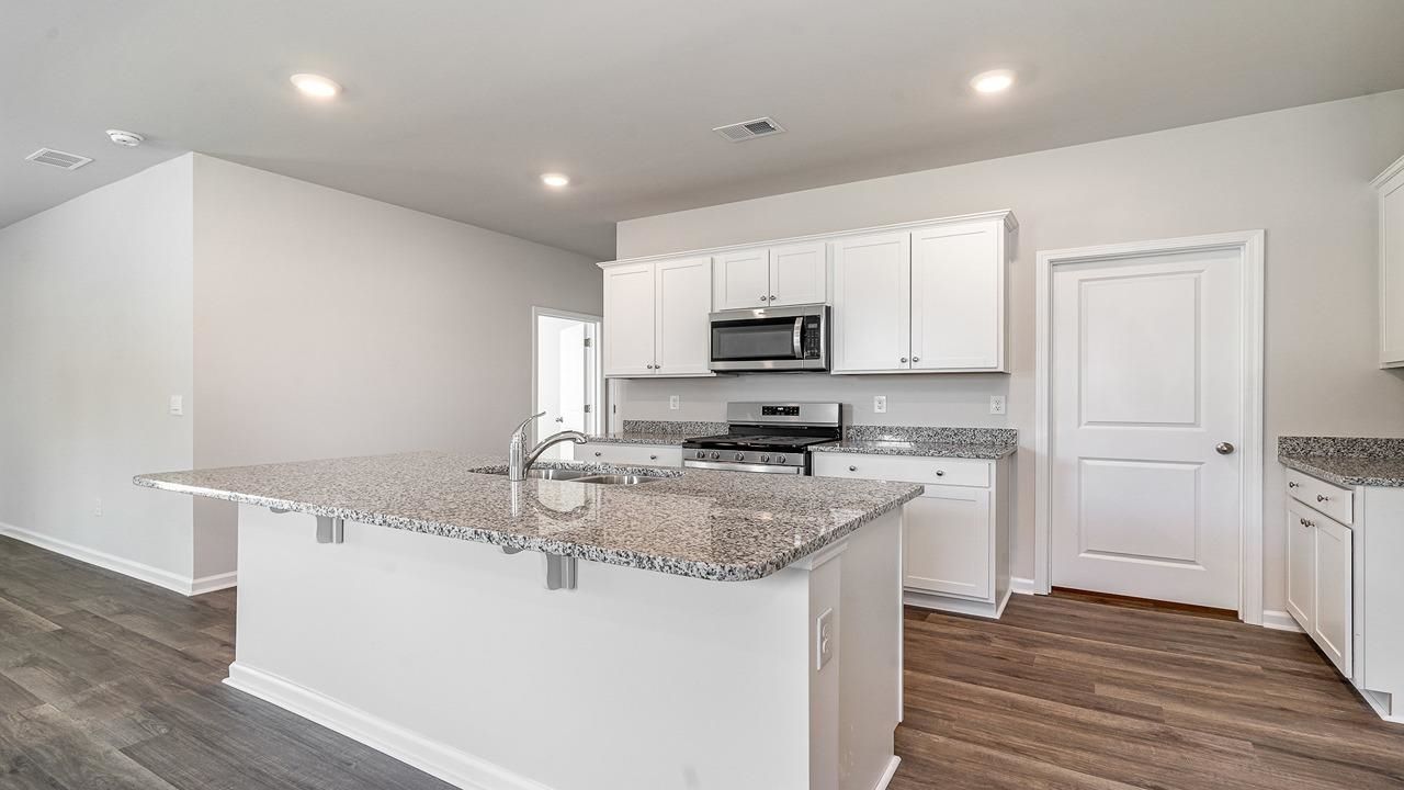 613 Anthem Ct. Photo 8