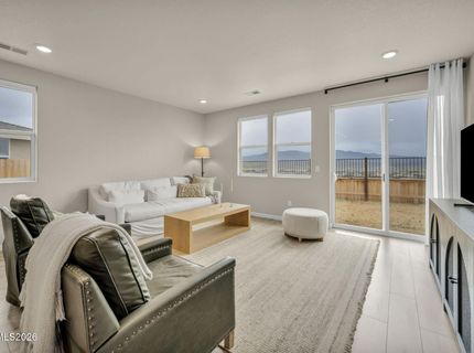 1381 Jett Way, Carson City, NV 89705 Photo