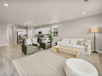 1381 Jett Way, Carson City, NV 89705 Photo