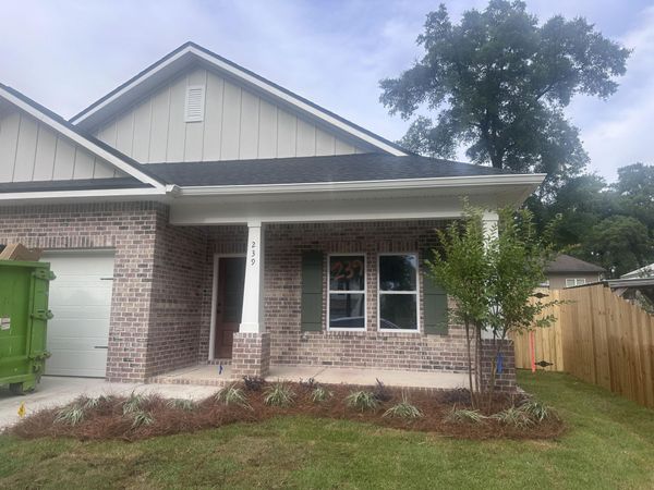 239 White Street, Niceville, FL 32578