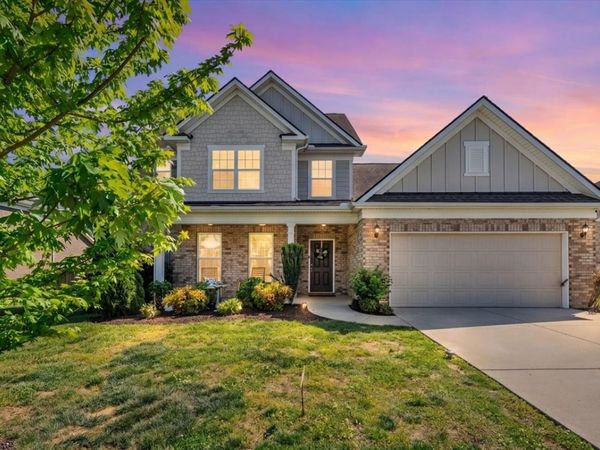 5003 Stately Dr , Thompsons Station, TN 37179