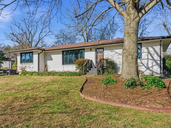 304 Bramblewood Dr, Nashville, TN 37211