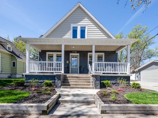 1718 S State Street, St. Joseph, MI 49085