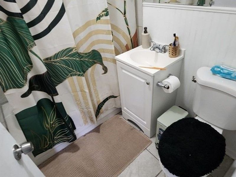 3868 W 19 , Cleveland, OH 44109 Photo 13