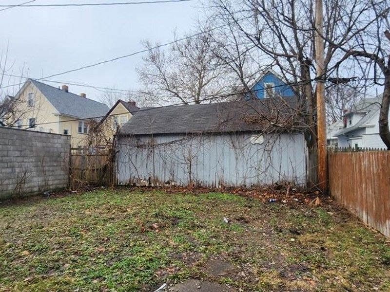 3868 W 19 , Cleveland, OH 44109 Photo 16