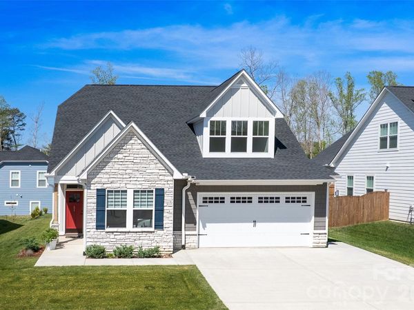 21 N Christie Court, Fletcher, NC 28732