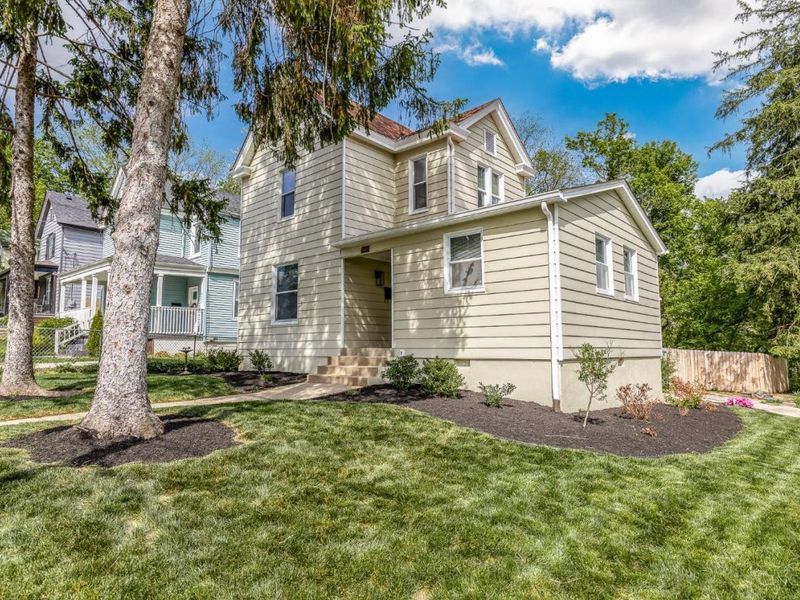 4602 Winona Terrace, Cincinnati, OH 45227 Photo 2