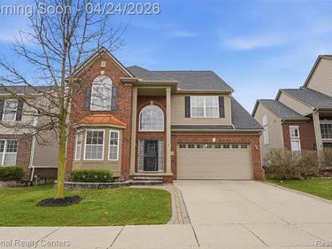 27331 Benjamins Way, Novi, MI 48374