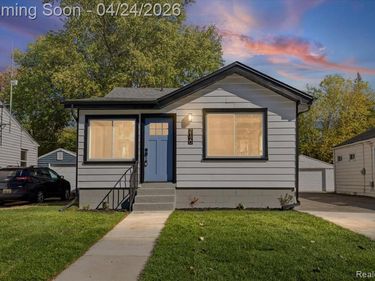 2120 Wrenson Street, Ferndale, MI 48220