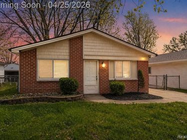 9263 Sylvia Street, Taylor, MI 48180