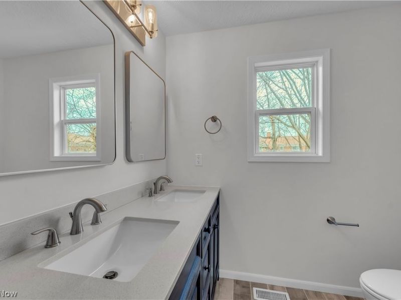 23219 Bennington Hamlet Circle , Euclid, OH 44123 Photo 17