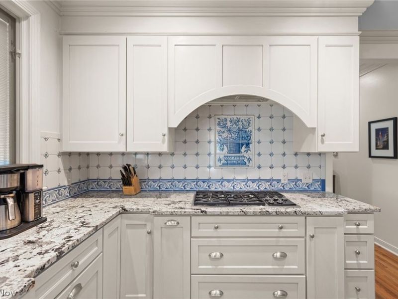 7464 Wetherburn Way , Hudson, OH 44236 Photo 12