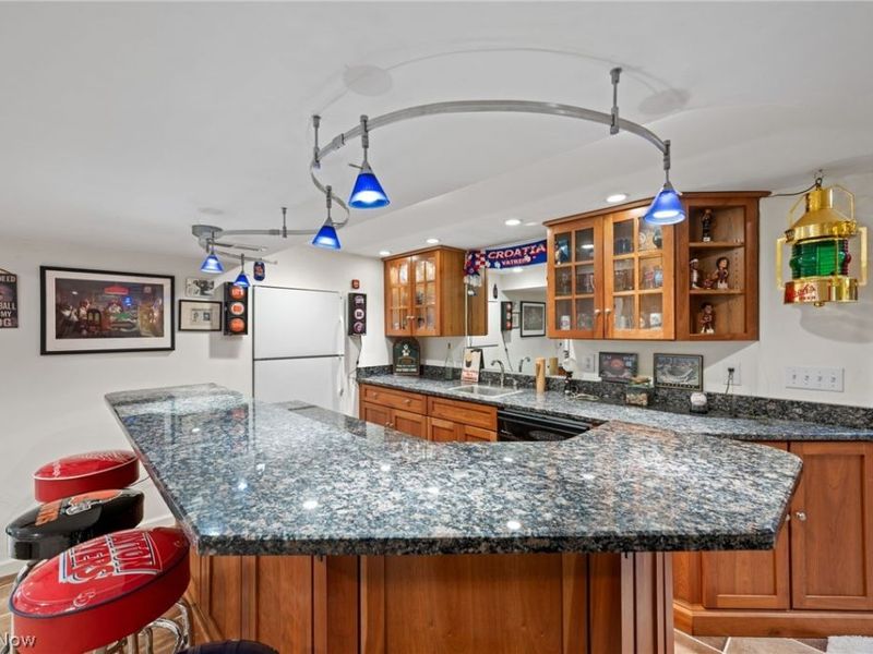 7464 Wetherburn Way , Hudson, OH 44236 Photo 35