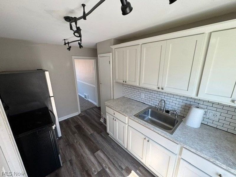 1811 E 291st Street, Wickliffe, OH 44092 Photo 6