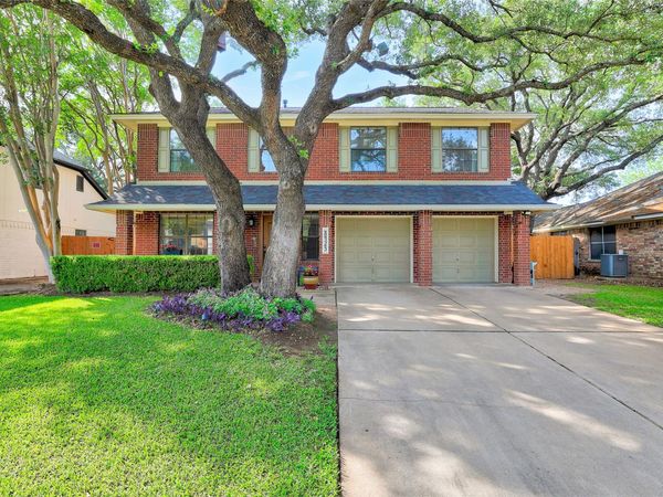 8423 Priest River DR , Round Rock, TX 78681