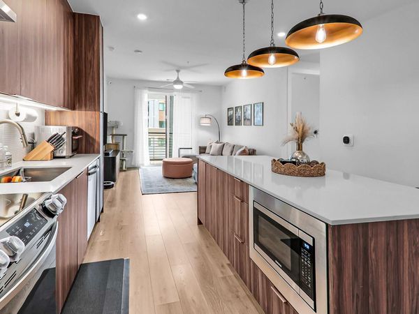 1701 Simond Ave, Unit 304, Austin, TX 78723