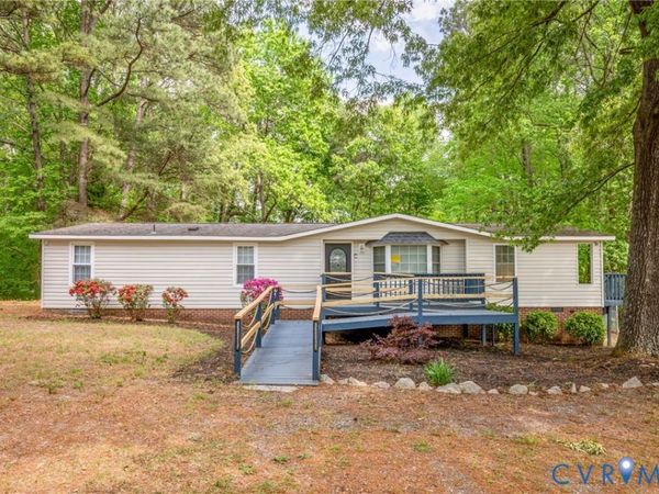 9975 Grove Court , Gloucester, VA 23061