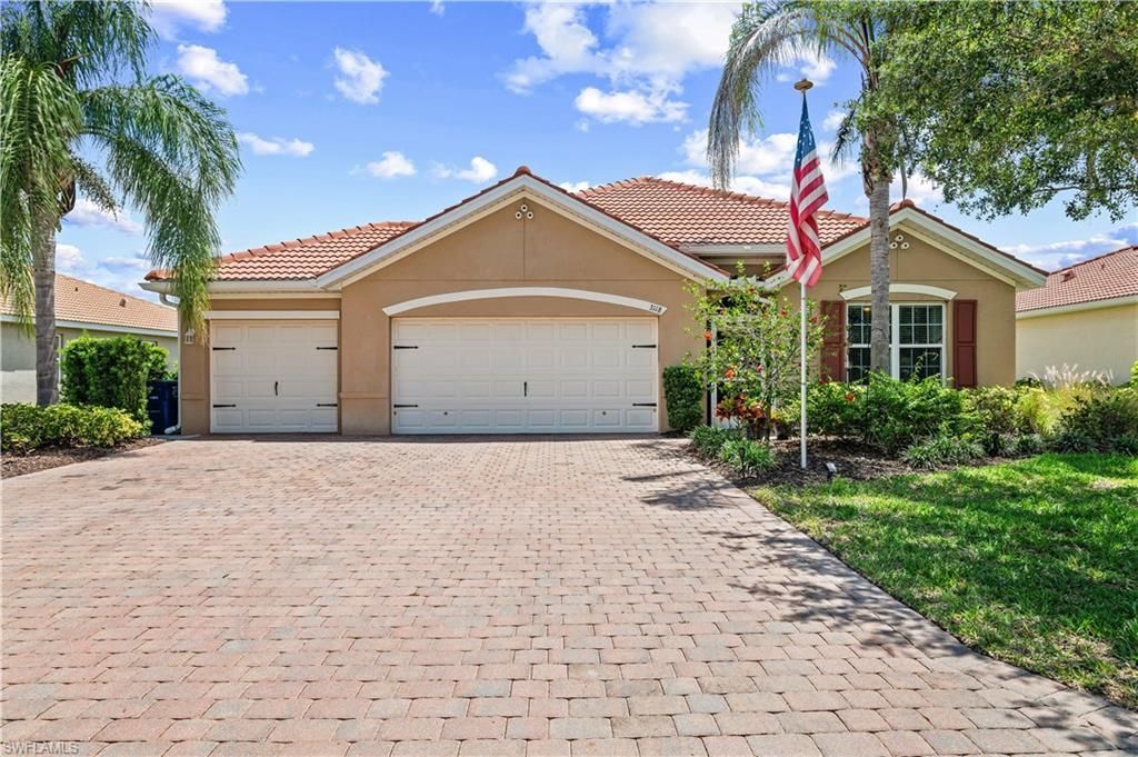 3118 Apple Blossom Dr, Alva, FL 33920 Photo