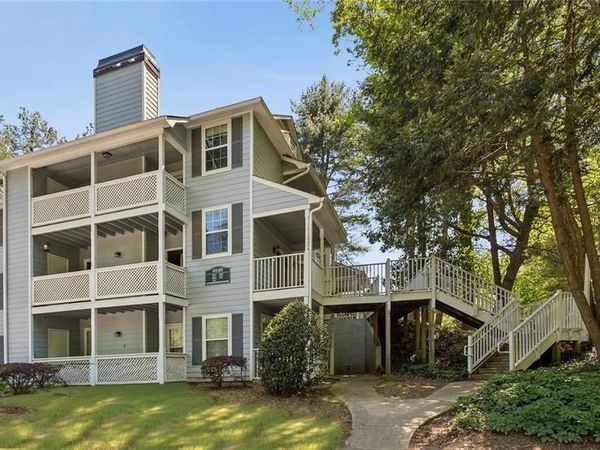 4040 Riverlook Parkway SE, Unit 208, Marietta, GA 30067