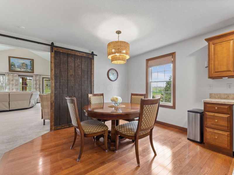 21146 Floralwood Drive , Howard, OH 43028 Photo 16