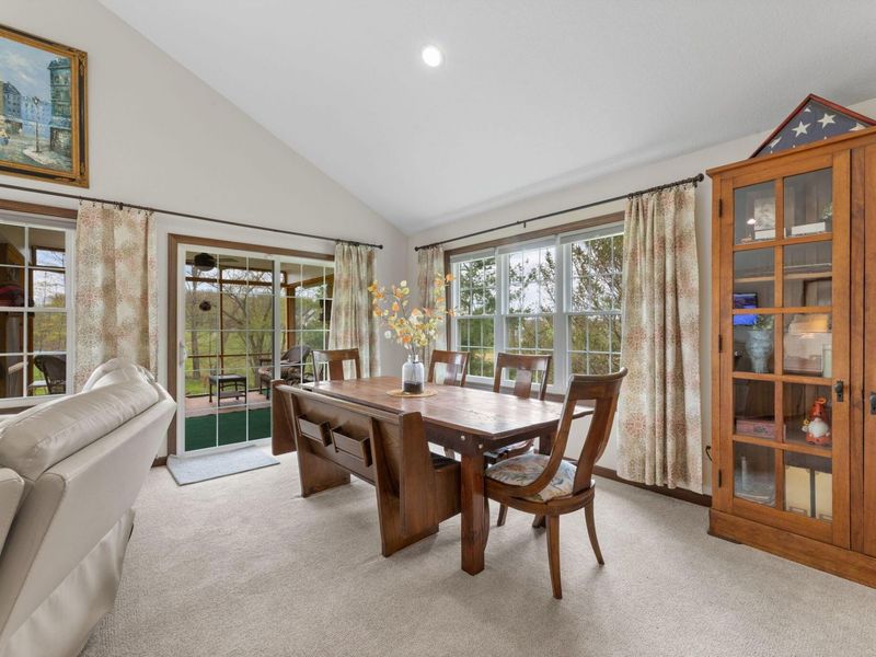 21146 Floralwood Drive , Howard, OH 43028 Photo 21