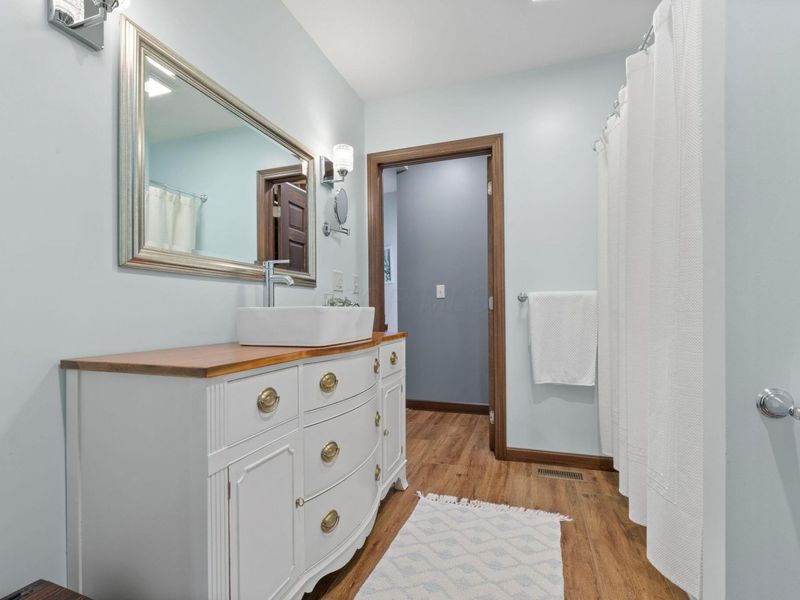 21146 Floralwood Drive , Howard, OH 43028 Photo 27