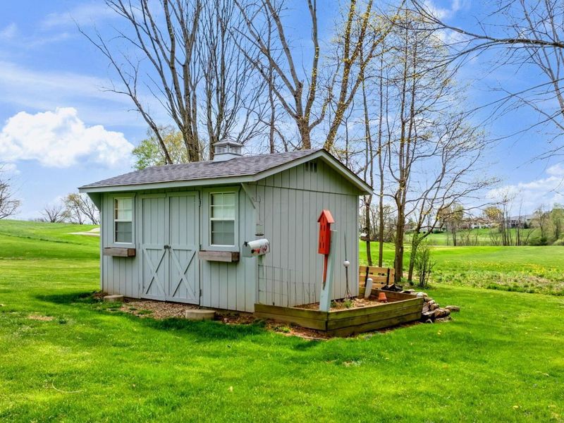 21146 Floralwood Drive , Howard, OH 43028 Photo 54