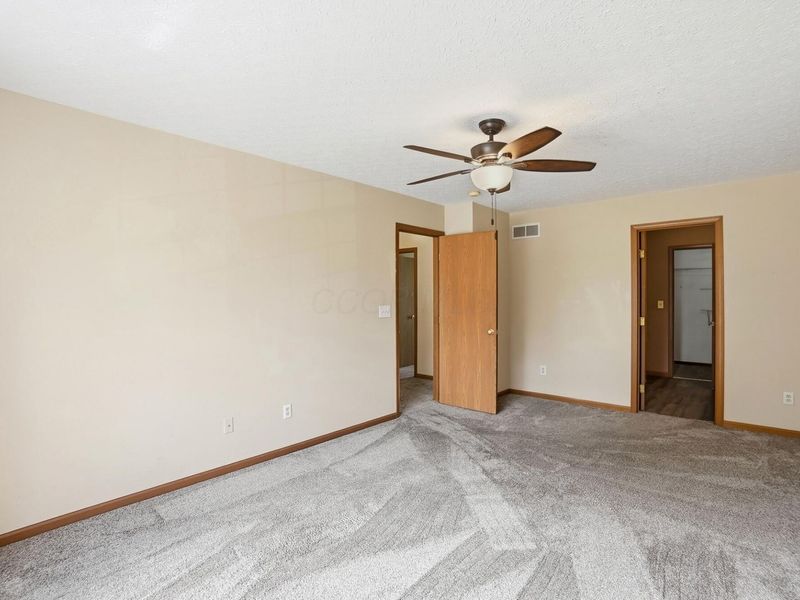 172 Barry Knoll Drive , Pataskala, OH 43062 Photo 21