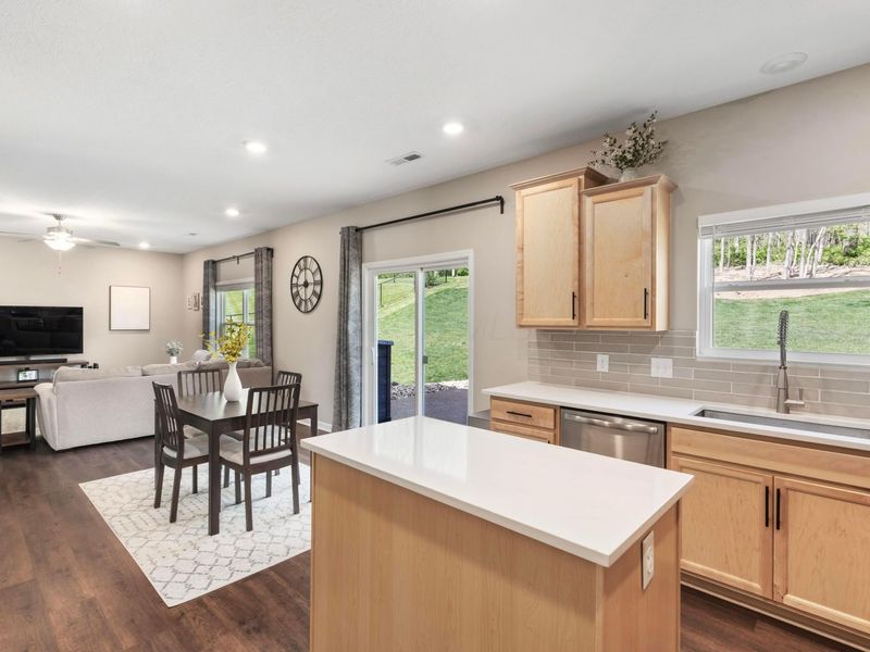 504 Danbury Drive , Lancaster, OH 43130 Photo 10